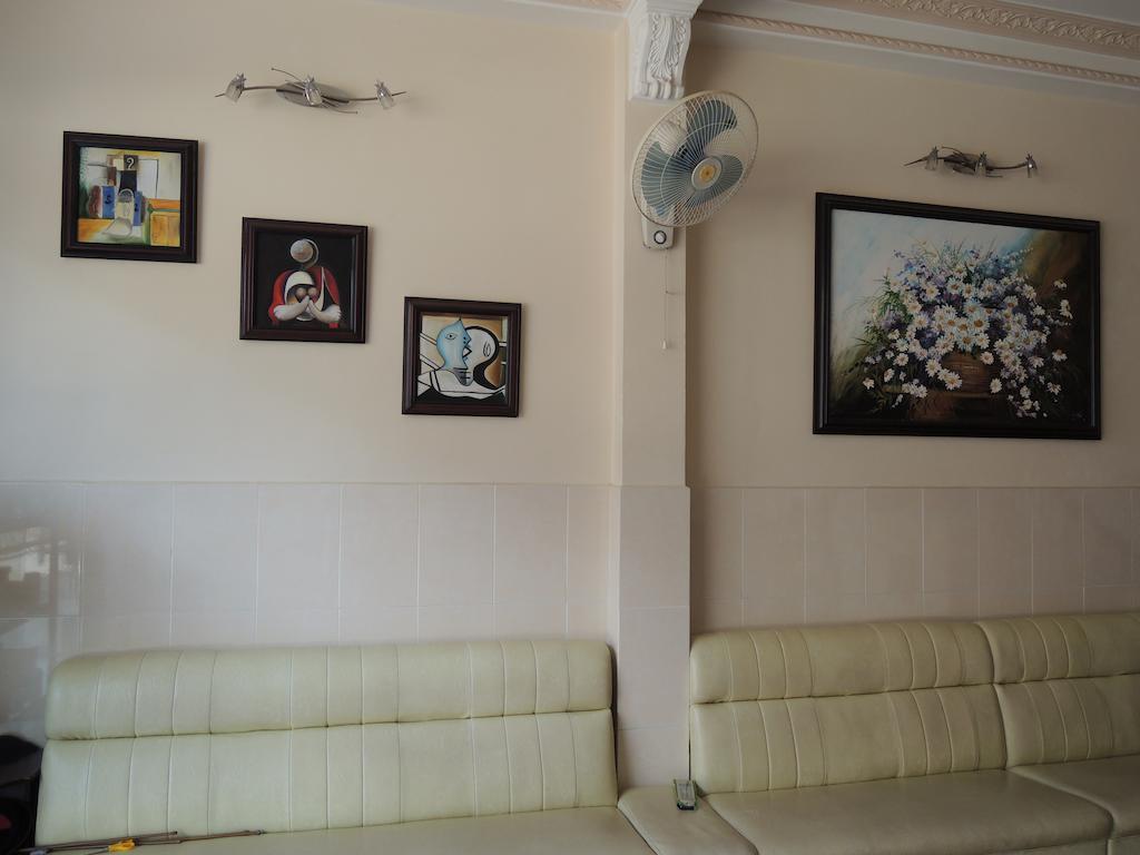 Phuong Tung Hotel Dalat Exteriör bild