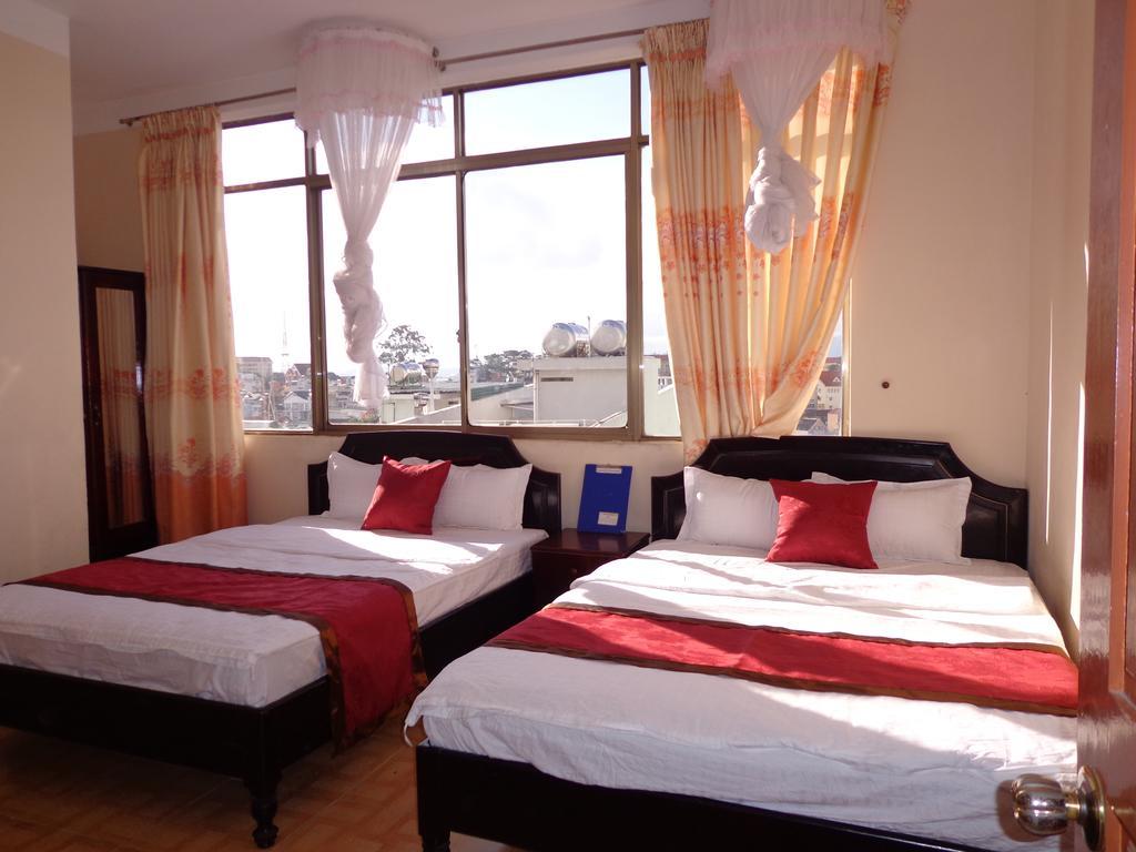 Phuong Tung Hotel Dalat Exteriör bild