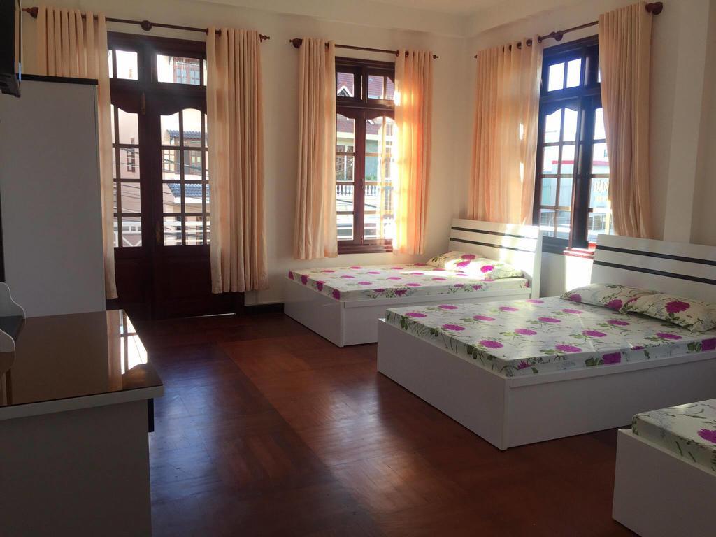 Phuong Tung Hotel Dalat Exteriör bild
